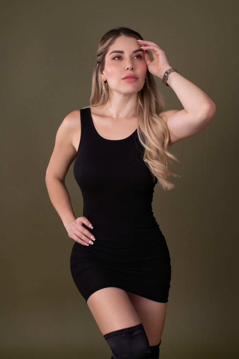 VESTIDO NEGRO