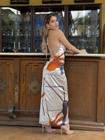 VESTIDO BEIGE SATINADO DETALLE ESTAMPADO