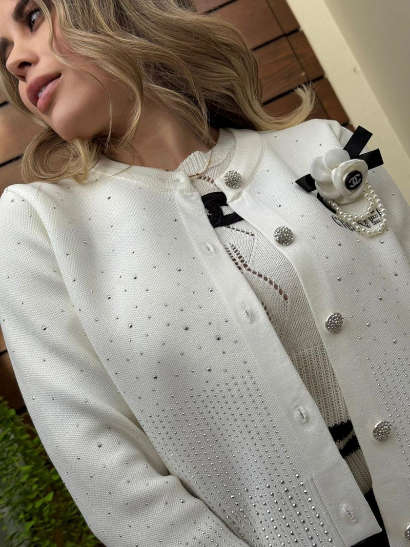 SUETER BLANCO CHANEL PIEDRAS