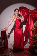 VESTIDO ROJO SATINADO