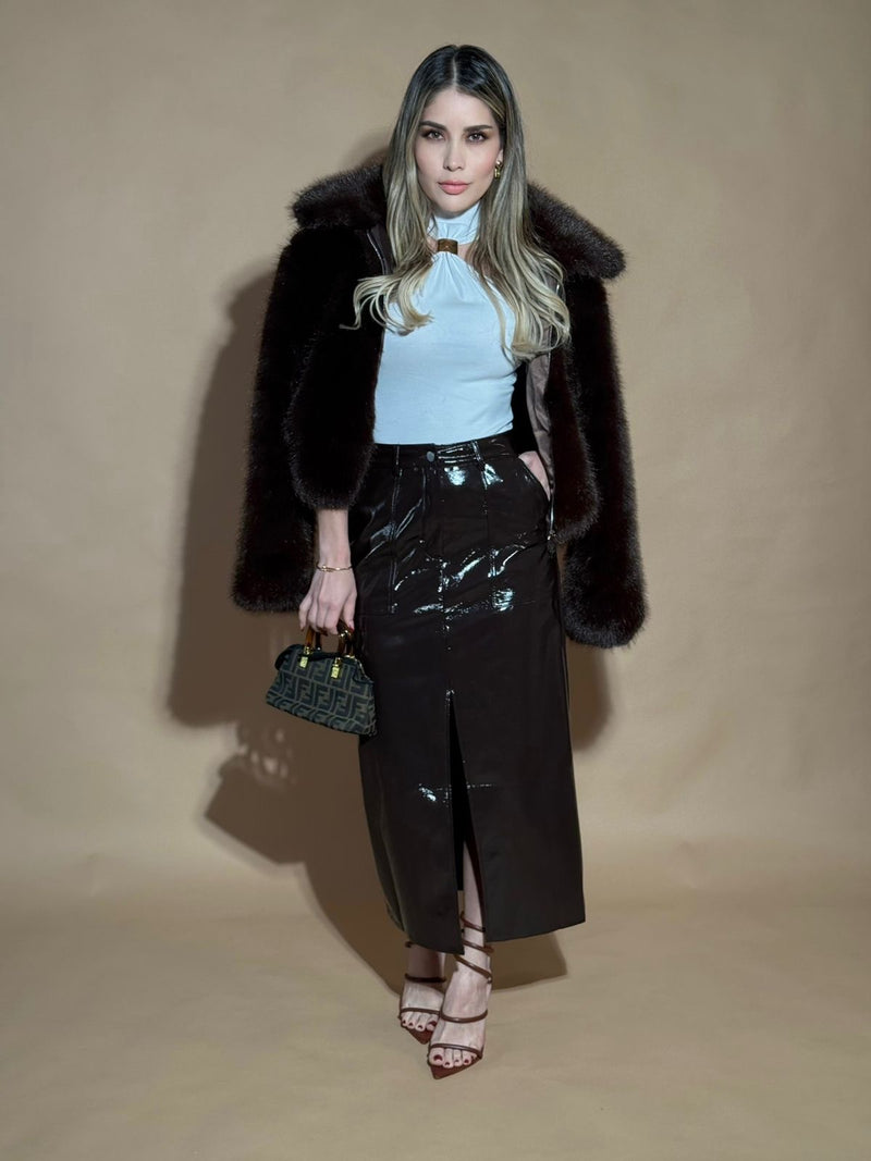 ABRIGO CAFE CHOCOLATE PELUCHE CORTO