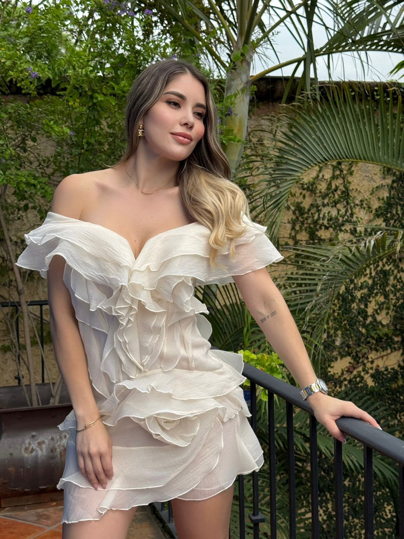 VESTIDO BEIGE OLANES