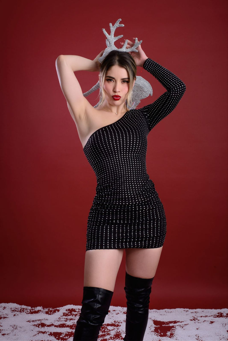 VESTIDO NEGRO PIEDRAS