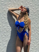 TRAJE DE BAÑO AZUL