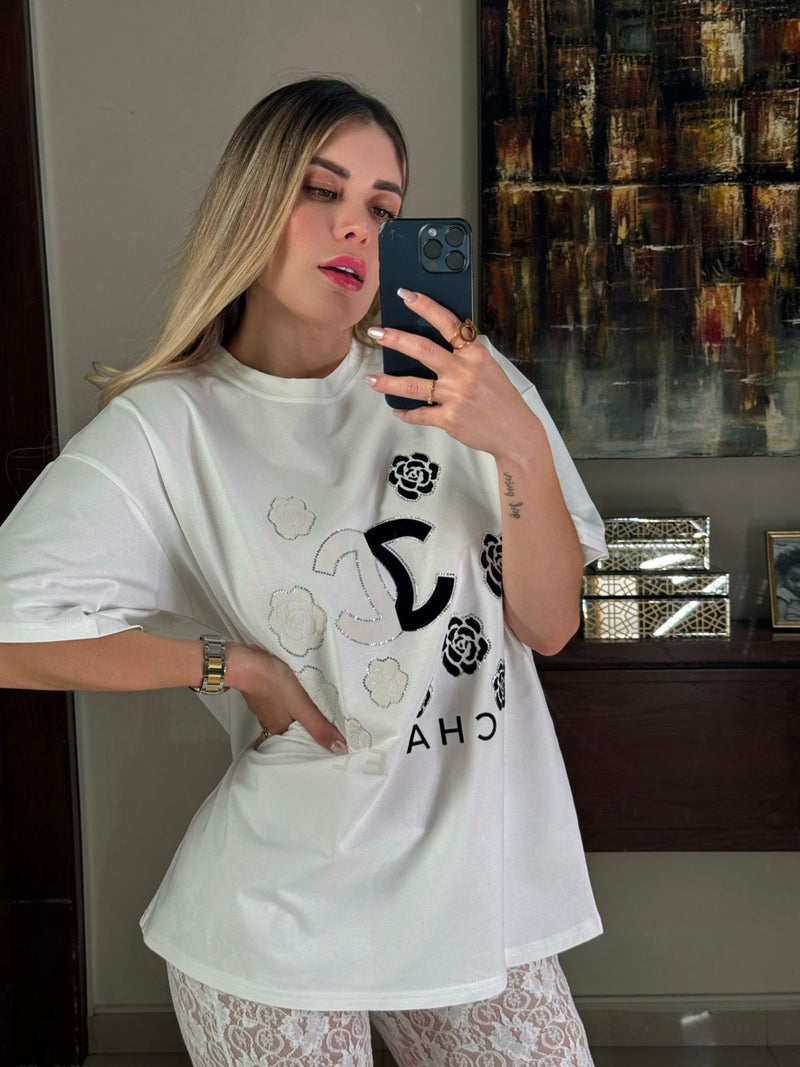 PLAYERA BLANCA CHANEL ROSAS