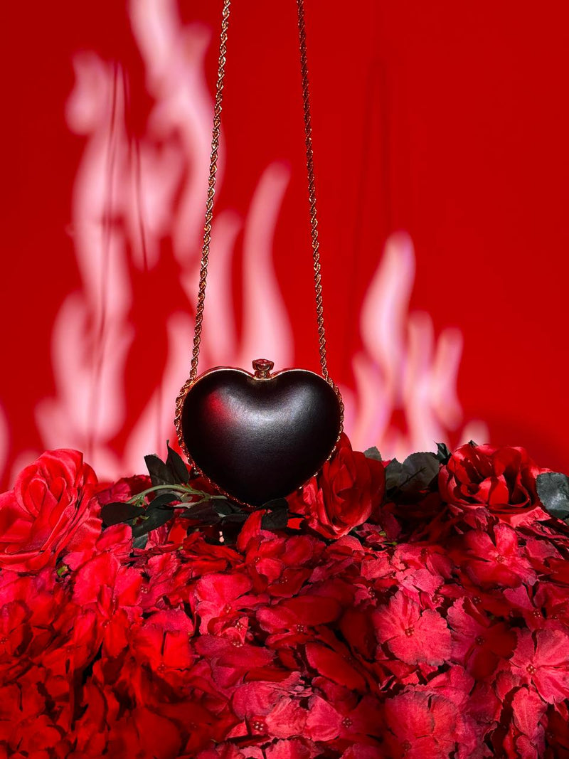 BOLSO NEGRO CORAZON